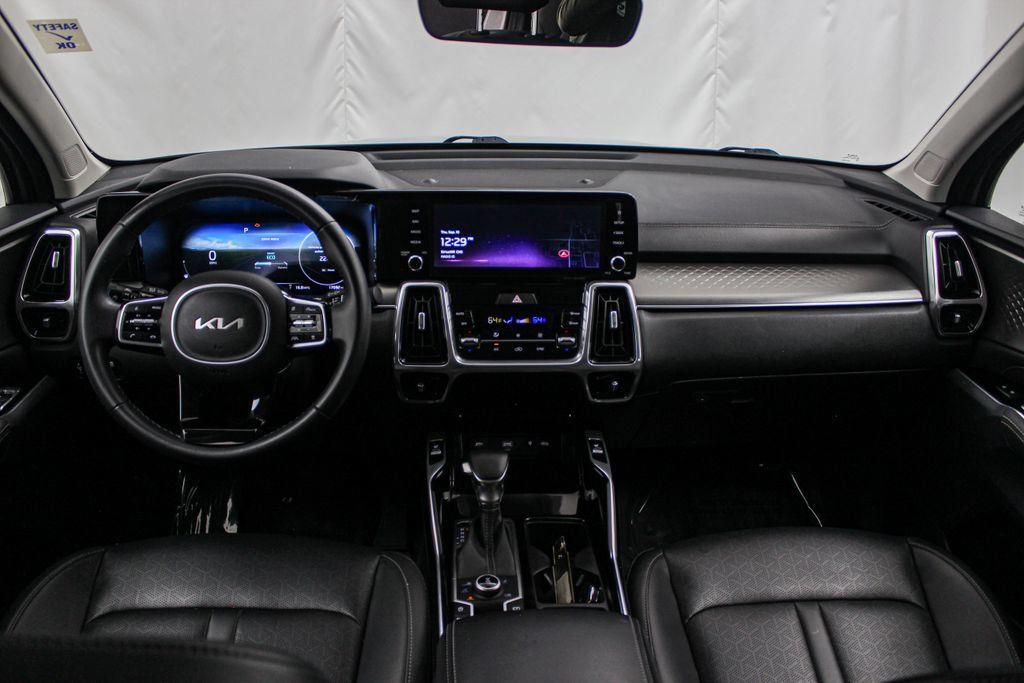 Used 2023 Kia Sorento SX AWD/4WD image 22