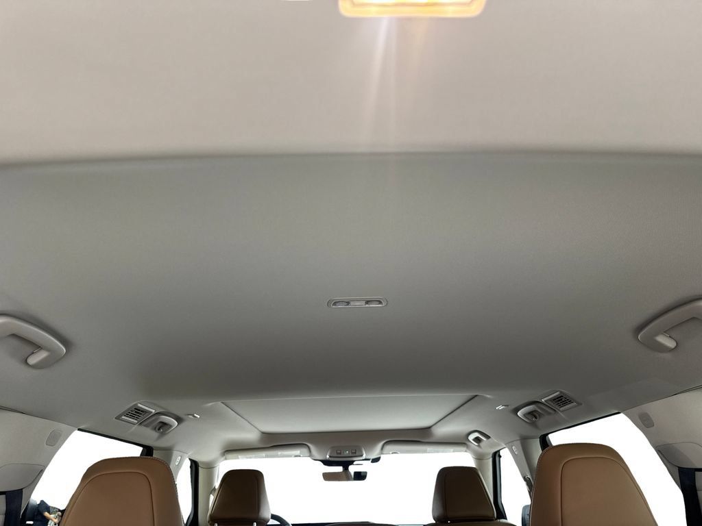 Used 2025 INFINITI QX80 Luxe AWD/4WD image 76