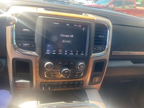 Used 2018 RAM 2500 Longhorn image 19