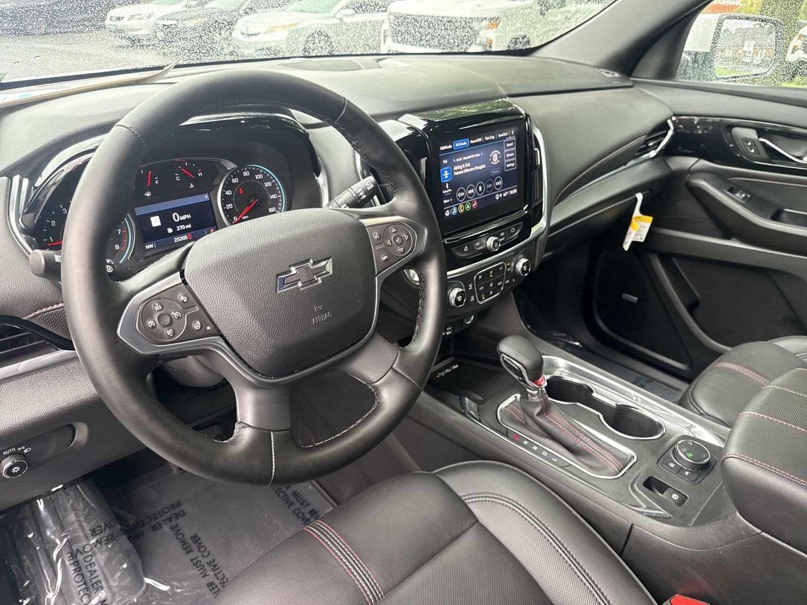 Used 2023 Chevrolet Traverse RS AWD/4WD image 21