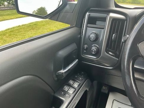 Used 2018 Chevrolet Silverado 1500 LT w/ All Star Edition AWD/4WD image 25