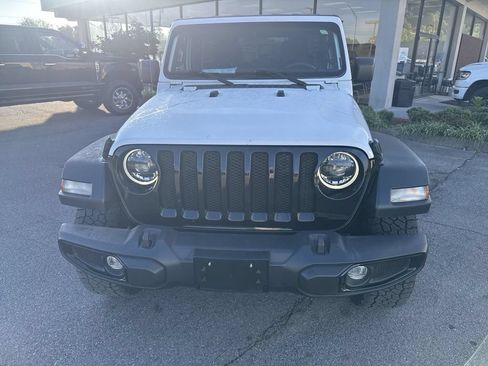 Used 2023 Jeep Wrangler Unlimited Sport AWD/4WD image 2