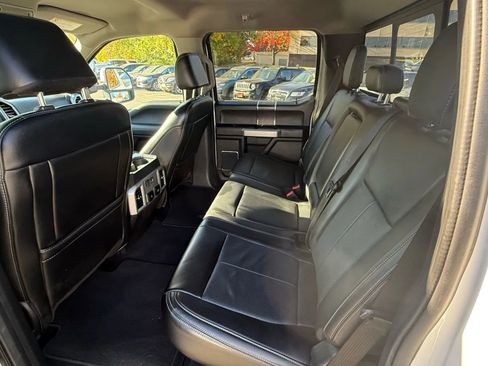 Used 2021 Ford F250 Lariat image 28