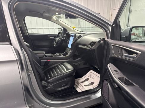 Used 2024 Ford Edge SEL AWD/4WD image 10