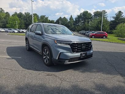 Used 2025 Honda Pilot Touring