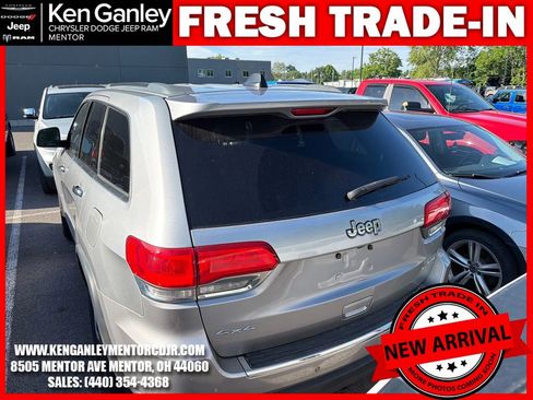 Used 2017 Jeep Grand Cherokee Limited AWD/4WD image 9