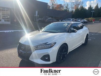 Certified 2023 Nissan Maxima SR w/ Sport Mat Group
