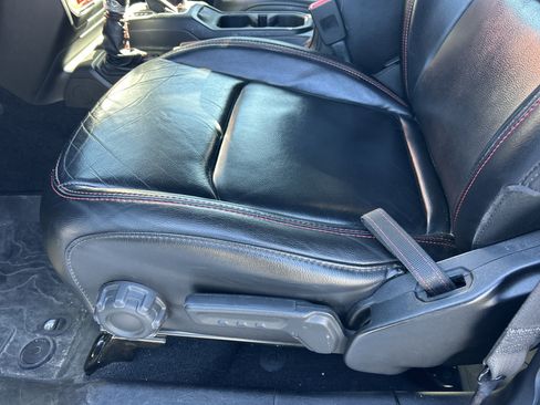 Used 2018 Jeep Wrangler Unlimited Rubicon image 12