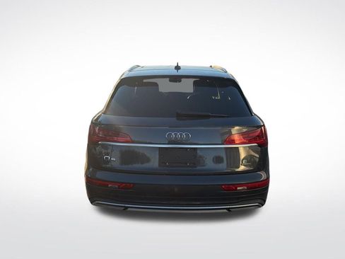 Used 2023 Audi Q5 2.0T Premium w/ Convenience Package image 7