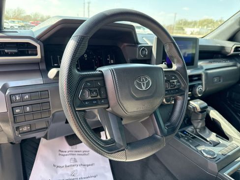 Certified 2025 Toyota Tacoma SR5 image 11