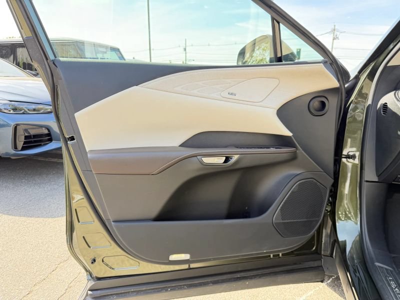 Used 2025 Lexus RX 350h w/ Convenience Package AWD/4WD image 10