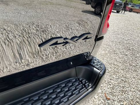 Used 2025 RAM 1500 Big Horn AWD/4WD image 13