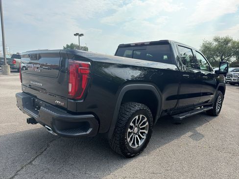 Used 2023 GMC Sierra 1500 AT4 w/ Technology Package AWD/4WD image 5