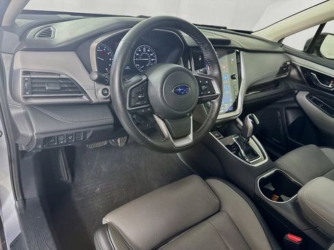 Used 2022 Subaru Outback Limited image 9