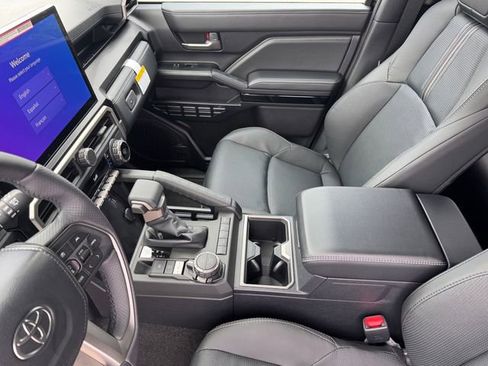 New 2026 Toyota 4Runner Limited AWD/4WD image 10