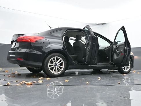 Used 2018 Ford Focus SE image 70