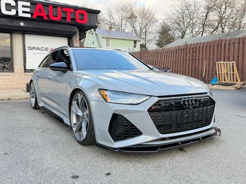 Used 2021 Audi RS 6 Avant Wagon 4D w/ Black Optic Package image 3