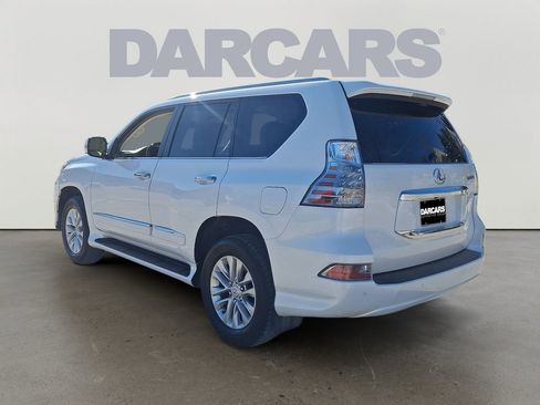 Used 2019 Lexus GX 460 Premium w/ Premium Package image 4