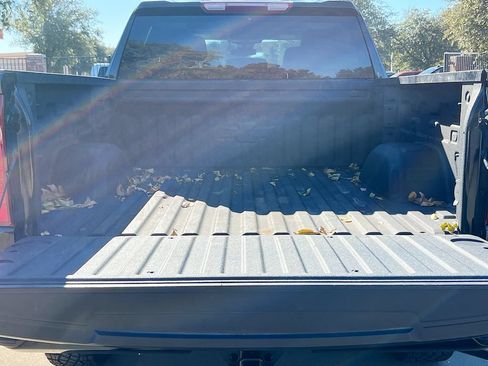 Used 2025 Chevrolet Silverado 1500 Custom Trail Boss w/ Dark Appearance Package AWD/4WD image 24