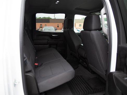 Used 2021 Chevrolet Silverado 1500 Custom Trail Boss AWD/4WD image 21
