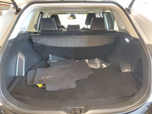 Certified 2024 Toyota RAV4 XLE Premium image 8