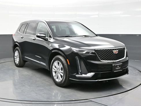 New 2025 Cadillac XT6 Luxury w/ LPO, Floor Liner Package image 1