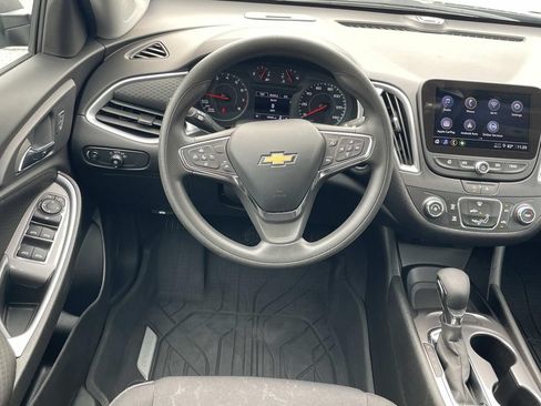 Used 2023 Chevrolet Malibu LS FWD image 13