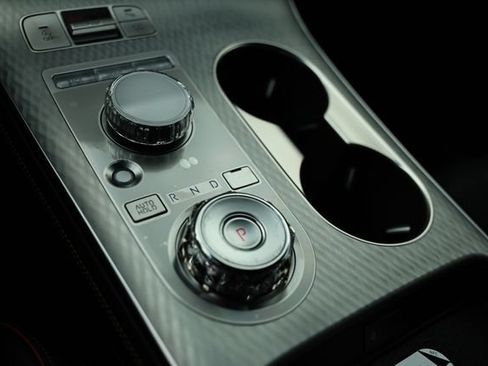 New 2026 Genesis GV70 2.5T Sport Prestige AWD/4WD image 38