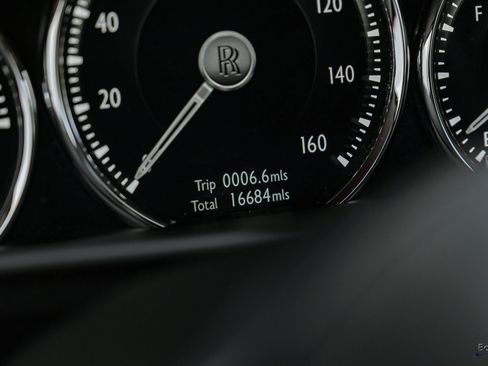 Used 2022 Rolls-Royce Cullinan image 63