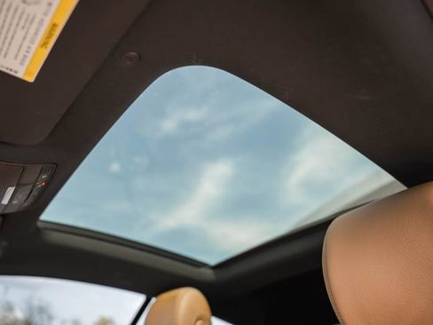 Used 2023 Mercedes-Benz E 450 4MATIC Coupe image 33