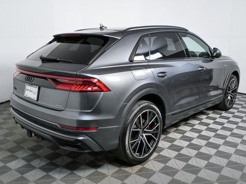 Used 2023 Audi Q8 Premium Plus w/ Premium Plus Package image 3