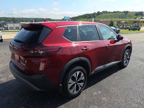 Used 2023 Nissan Rogue SV AWD/4WD image 8