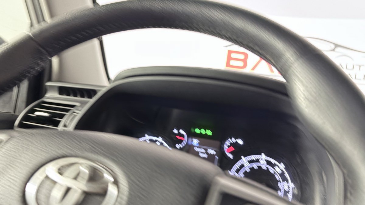 Used 2021 Toyota 4Runner SR5 Premium w/ Moonroof Package RWD image 22