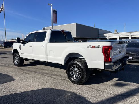 Used 2019 Ford F250 Lariat image 7