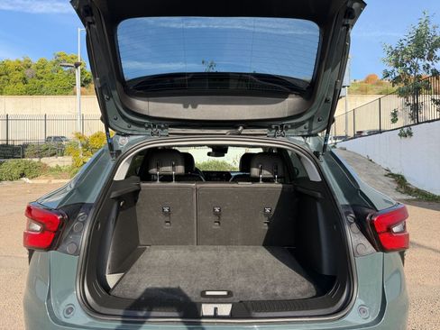 Used 2025 Chevrolet Trax LT image 29