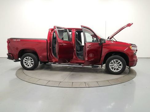 Used 2024 Chevrolet Silverado 1500 RST w/ Convenience Package II image 16