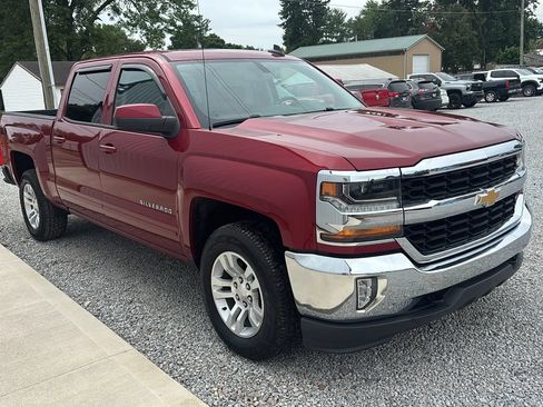 Used 2018 Chevrolet Silverado 1500 LT w/ All Star Edition AWD/4WD image 11