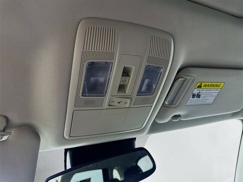 Used 2023 MAZDA CX-9 Touring image 33