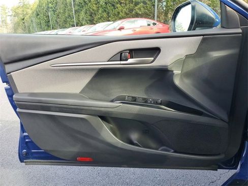 Used 2025 Toyota Camry image 29