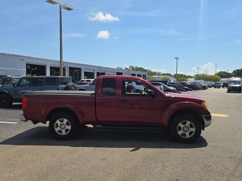 Used 2007 Nissan Frontier SE w/ SE Value Truck Pkg RWD image 4