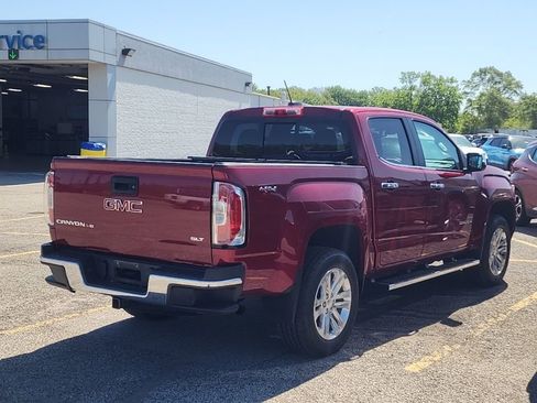 Used 2017 GMC Canyon SLT w/ Driver Alert Package AWD/4WD image 2