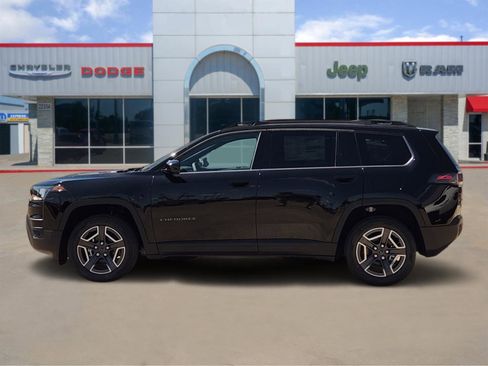 New 2026 Jeep Cherokee Laredo AWD/4WD image 3