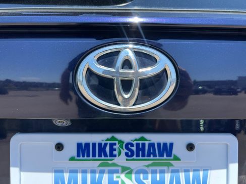 Used 2019 Toyota RAV4 XLE w/ Convenience Package AWD/4WD image 21