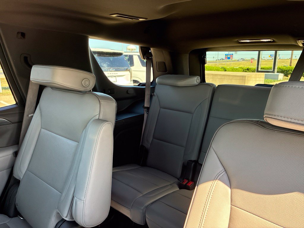 Used 2021 GMC Yukon SLT w/ SLT Premium Package RWD image 6