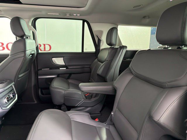 Used 2026 Ford Expedition Max Active RWD image 25