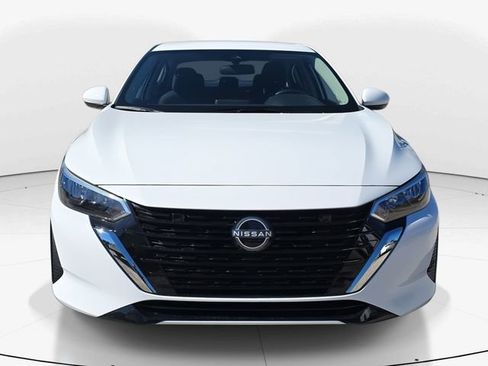 New 2025 Nissan Sentra S image 4