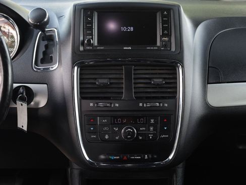 Used 2019 Dodge Grand Caravan GT FWD image 10