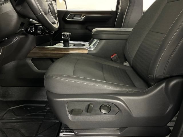 Used 2025 Chevrolet Silverado 1500 RST w/ LPO, Dark Essentials Package AWD/4WD image 33