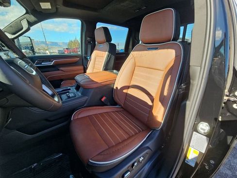 New 2026 GMC Sierra 2500 Denali Ultimate w/ Max Trailering Package image 16