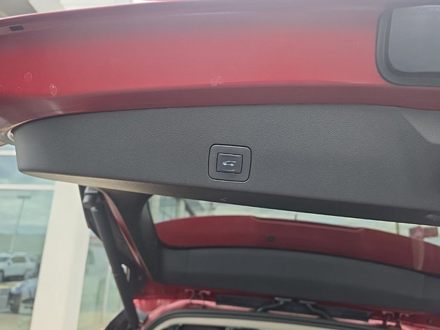 Used 2021 Buick Encore GX Select w/ Advanced Technology Package AWD/4WD image 8